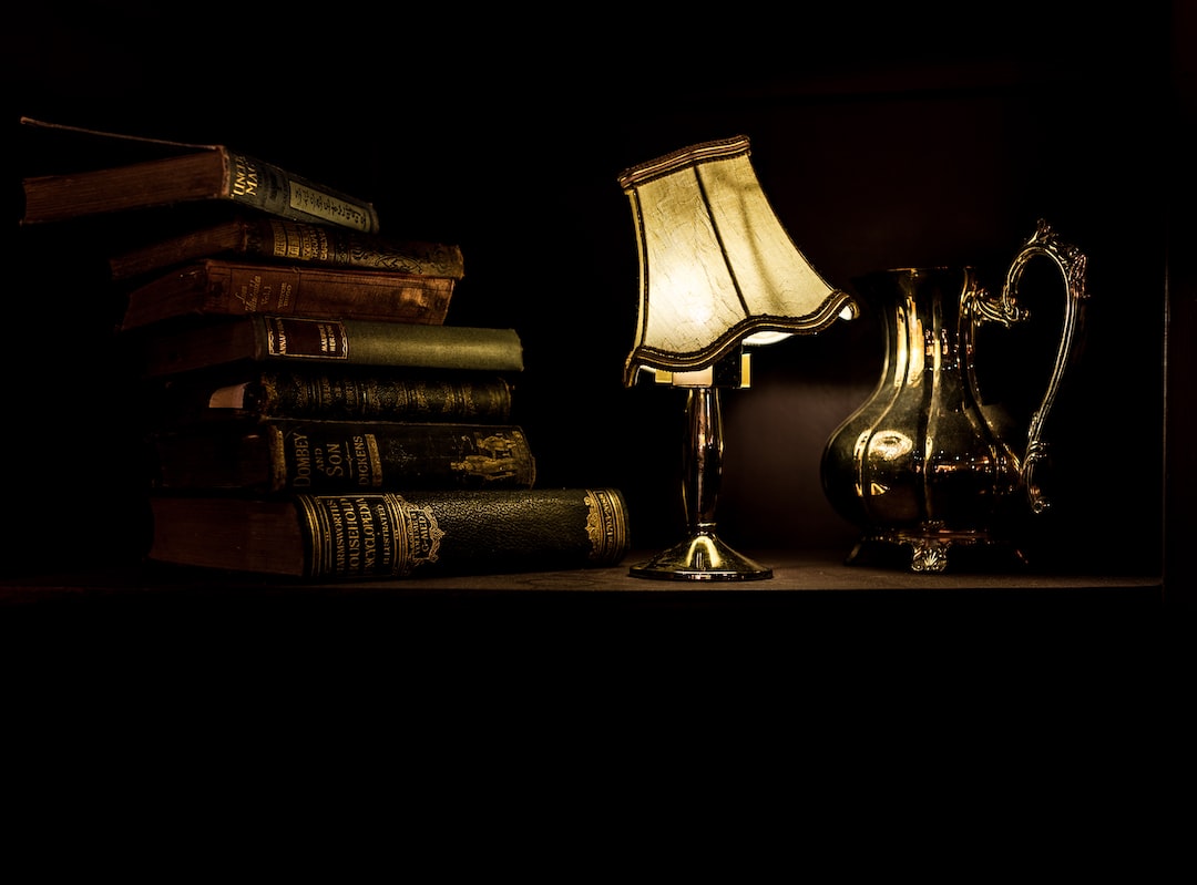 Shine a Light on Nostalgia: The Timeless Charm of the Retro Desk Lamp
